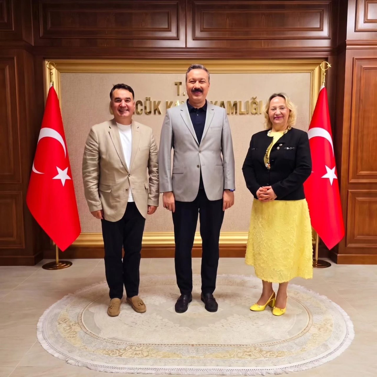 Kulüp yönetimi Gölcük Kaymakamlığı’nda nezaket ziyaretinde
